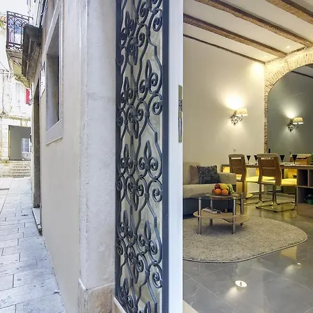 Lejlighed Dalti Center