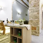Dalti Center *