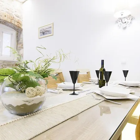 Dalti Center Apartament *